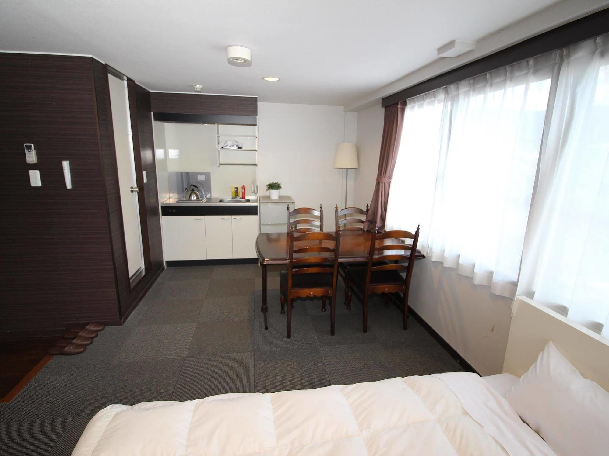 Hotel Chrysantheme Kyoto Eksteriør bilde