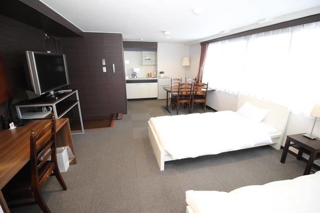 Hotel Chrysantheme Kyoto Eksteriør bilde